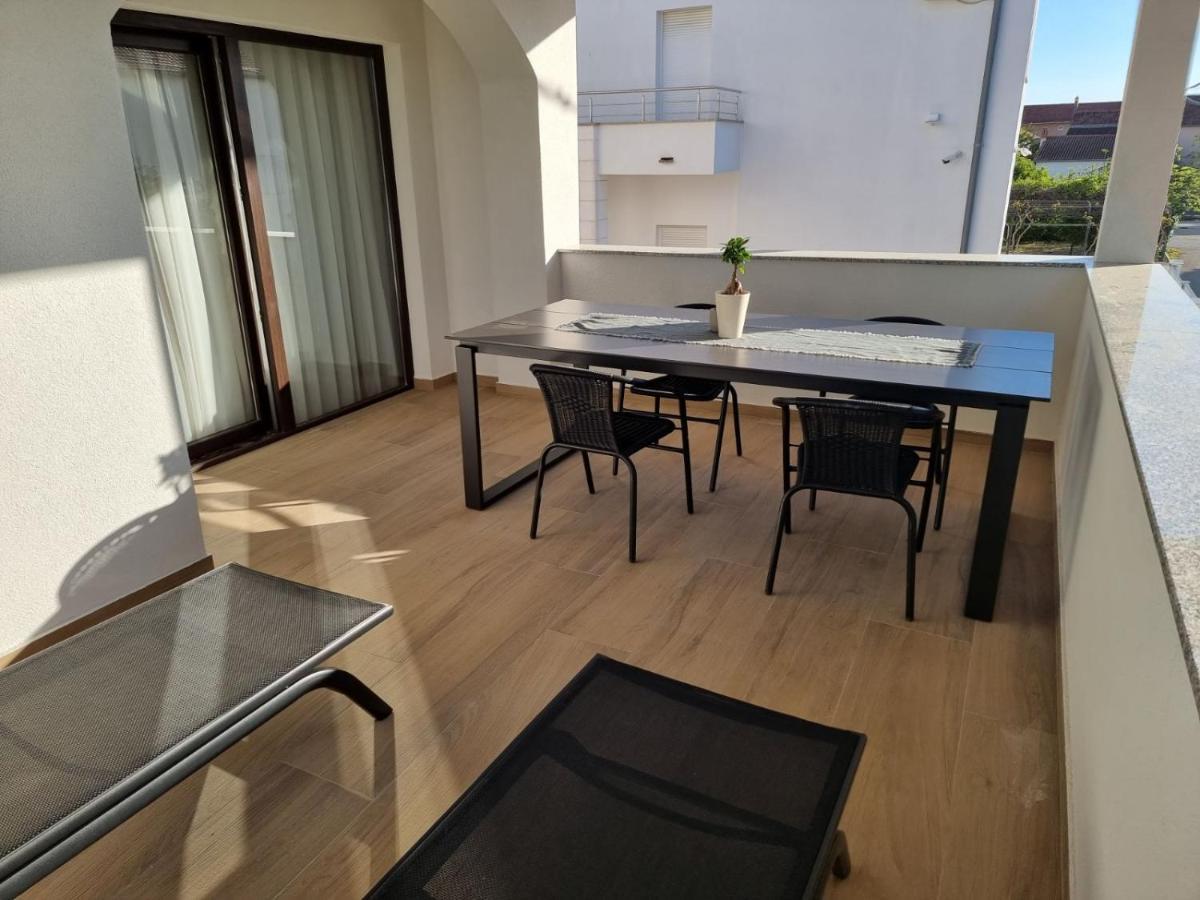 Apartments Amfa Biograd na Moru Kültér fotó